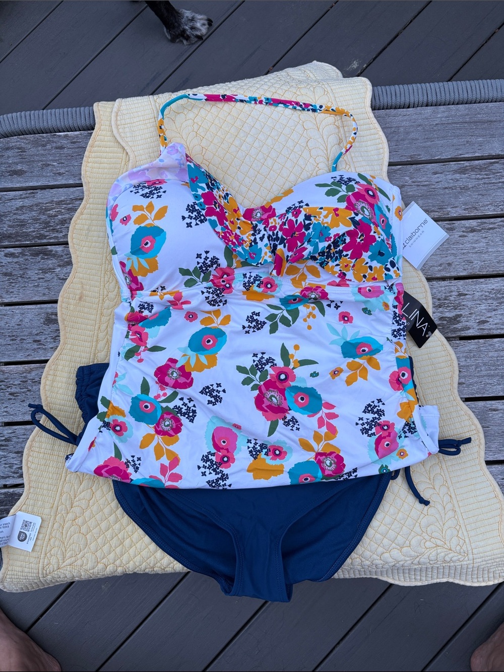 Liz Claiborne White Floral Takini with Navy Bottoms
